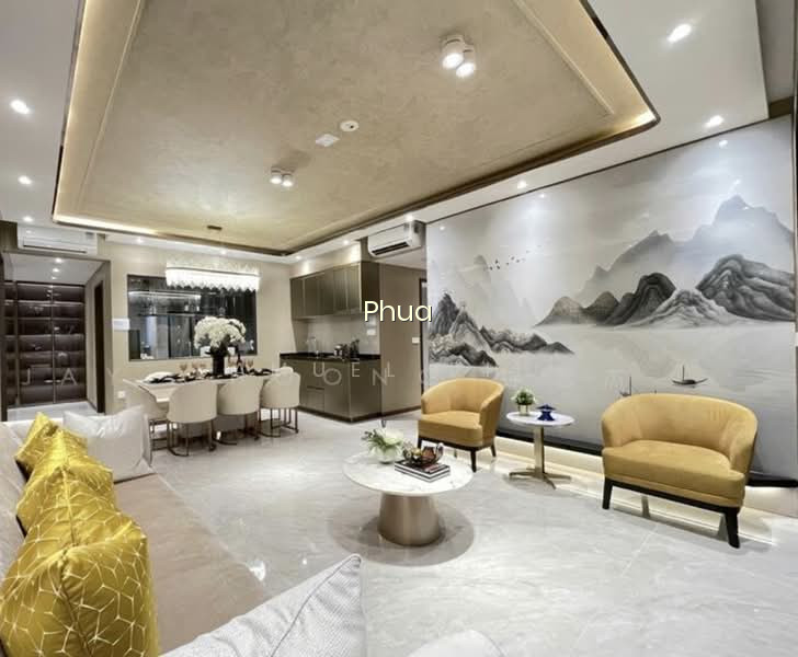 CHEAP 3 BED NEAR MRT ! image 1 of 3