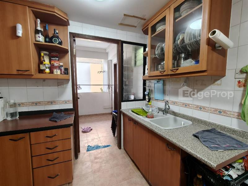 EASTVALE photo 4