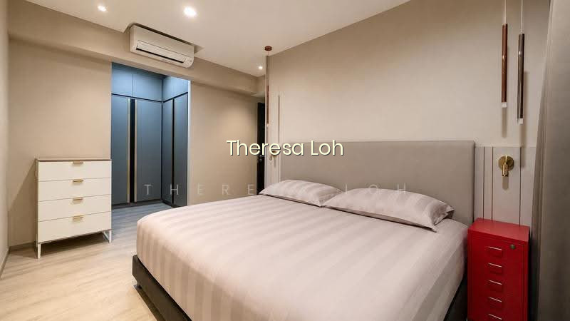 RIVERFRONT RESIDENCES photo 4