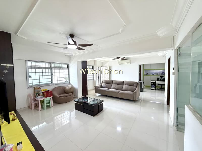 671 JALAN DAMAI image 1 of 10