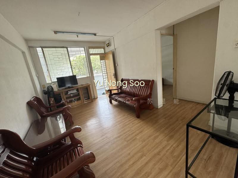 684 HOUGANG AVENUE 8 photo 2