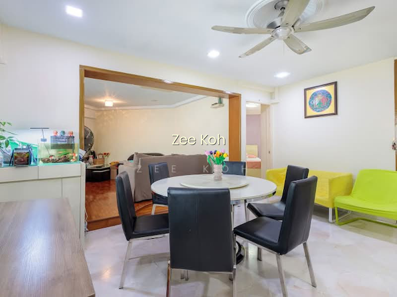 342 TAMPINES STREET 33 photo 3