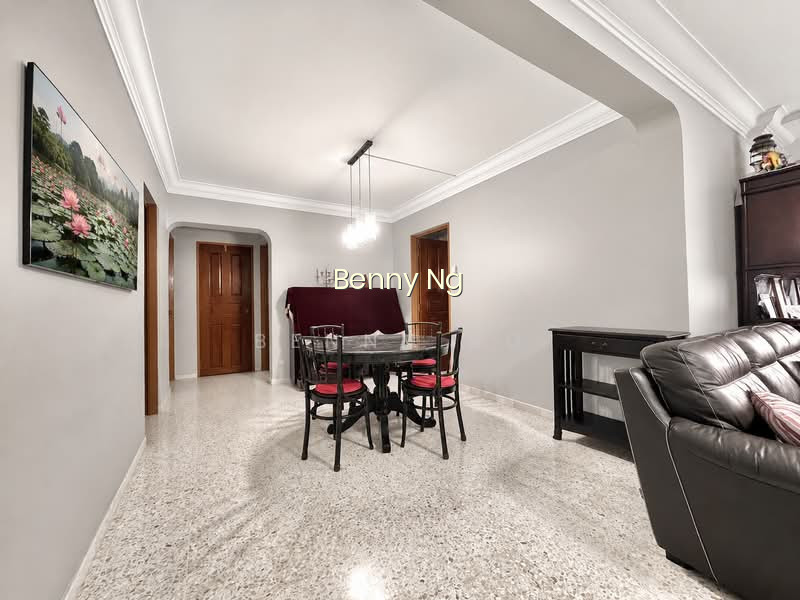 14 TOH YI DRIVE image 1 of 10