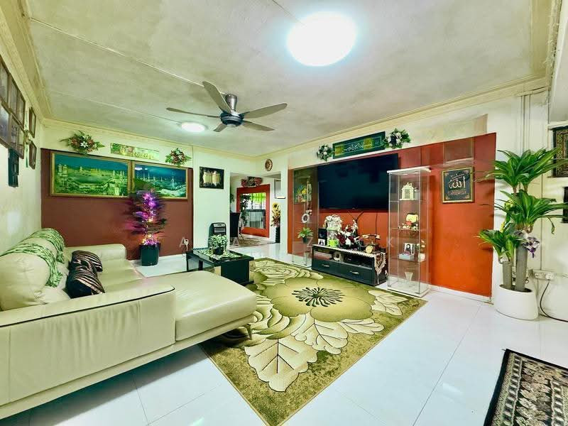 306 ANG MO KIO AVENUE 1 photo 2