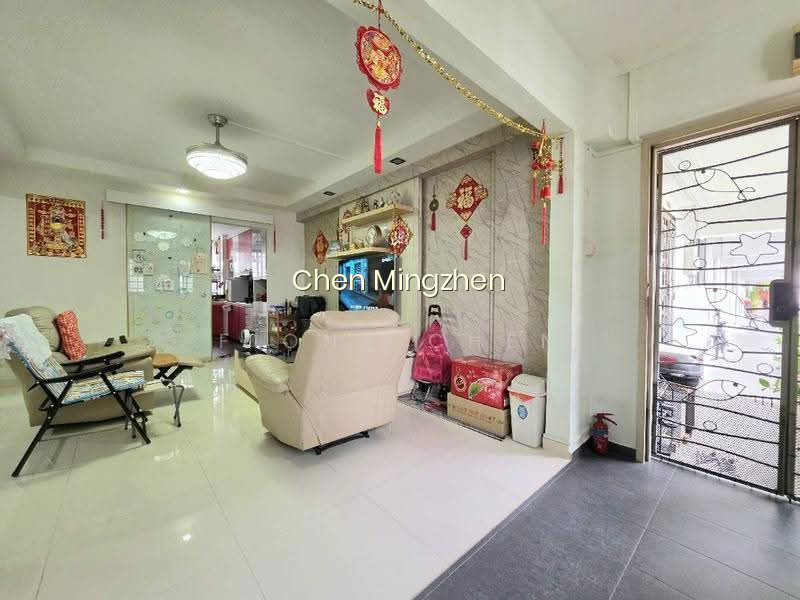 824 JURONG WEST STREET 81 photo 2