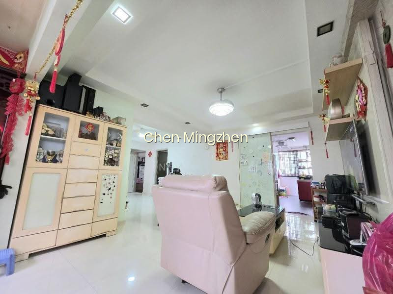 824 JURONG WEST STREET 81 photo 4