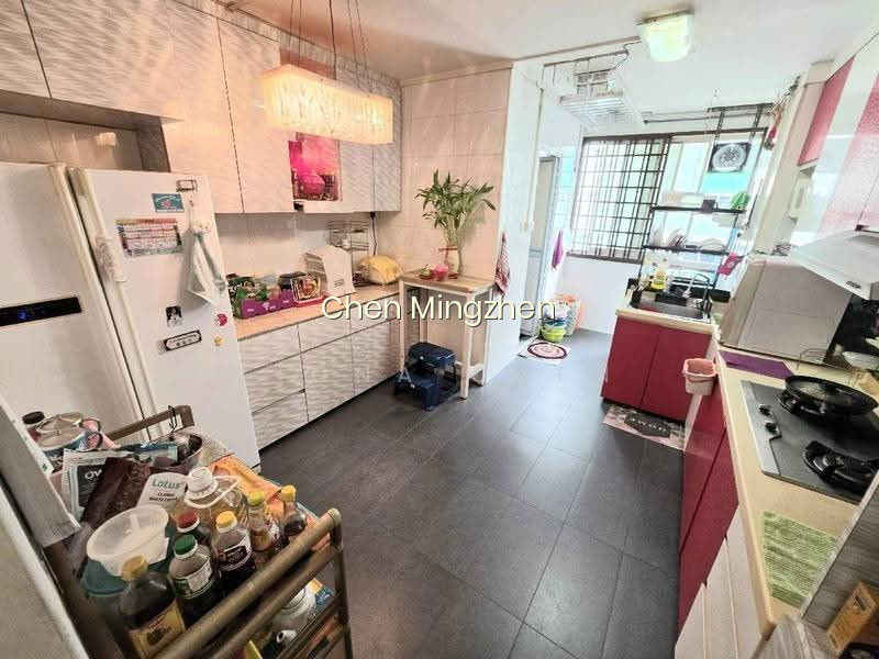824 JURONG WEST STREET 81 photo 5