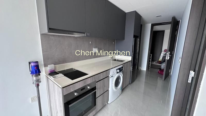 RIVERFRONT RESIDENCES photo 2