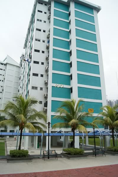 701 WEST COAST ROAD photo 5
