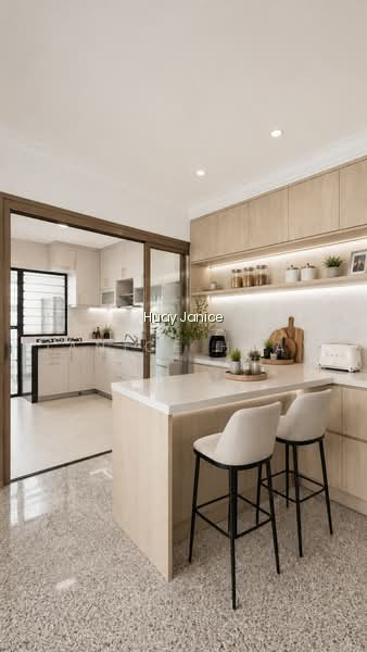471 SEMBAWANG DRIVE photo 3