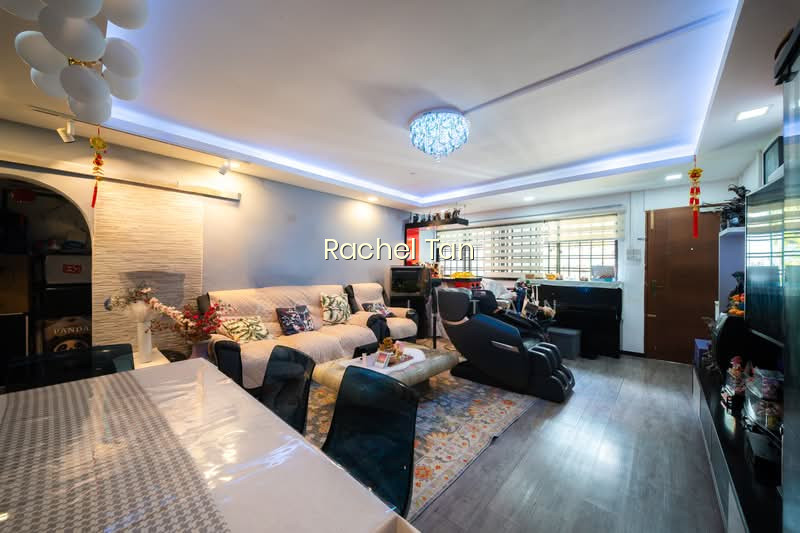 286 TAMPINES STREET 22 image 1 of 10