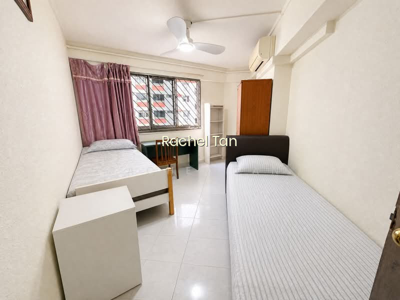 419 HOUGANG AVENUE 8 image 1 of 10