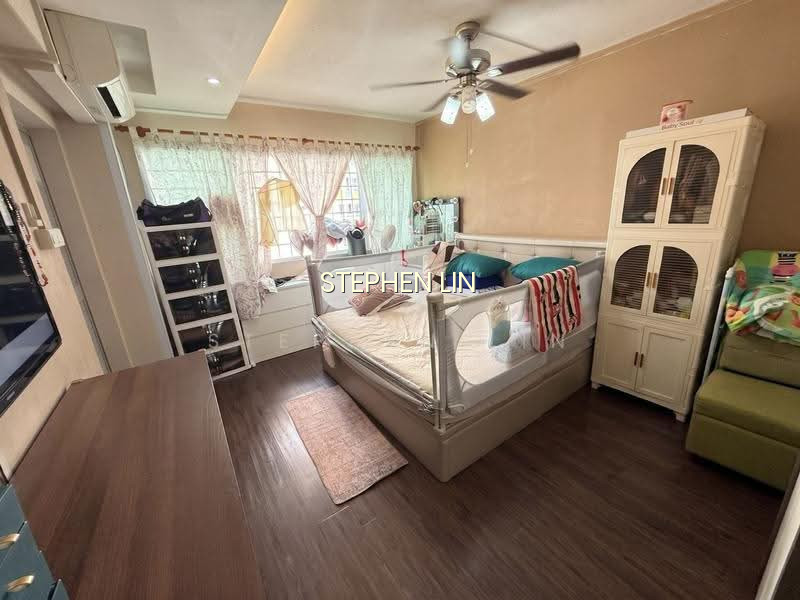 707 JURONG WEST STREET 71 photo 3