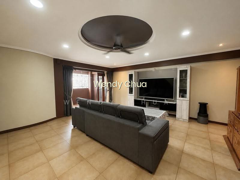 250B COMPASSVALE STREET image 1 of 10