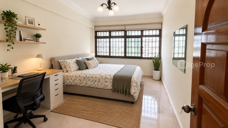 231 COMPASSVALE WALK photo 2