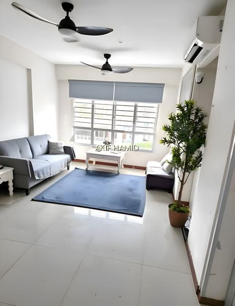 366A SEMBAWANG CRESCENT photo 2