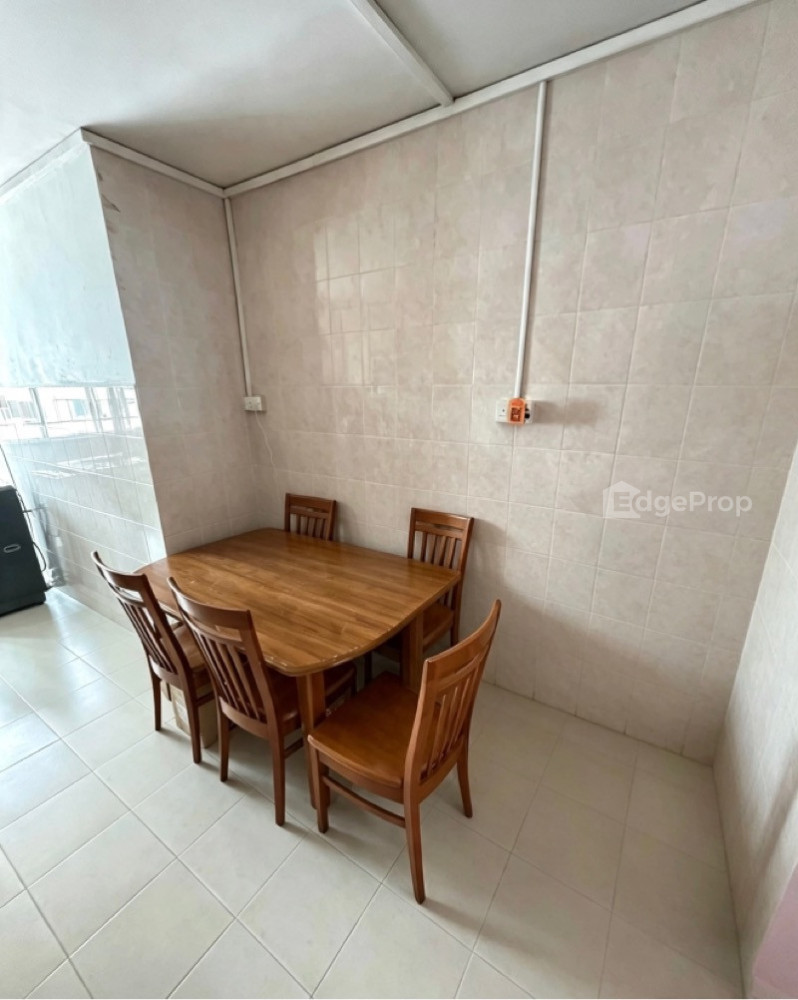 252 BANGKIT ROAD photo 4
