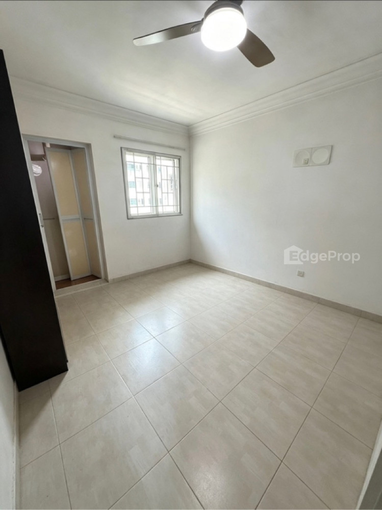 252 BANGKIT ROAD photo 6