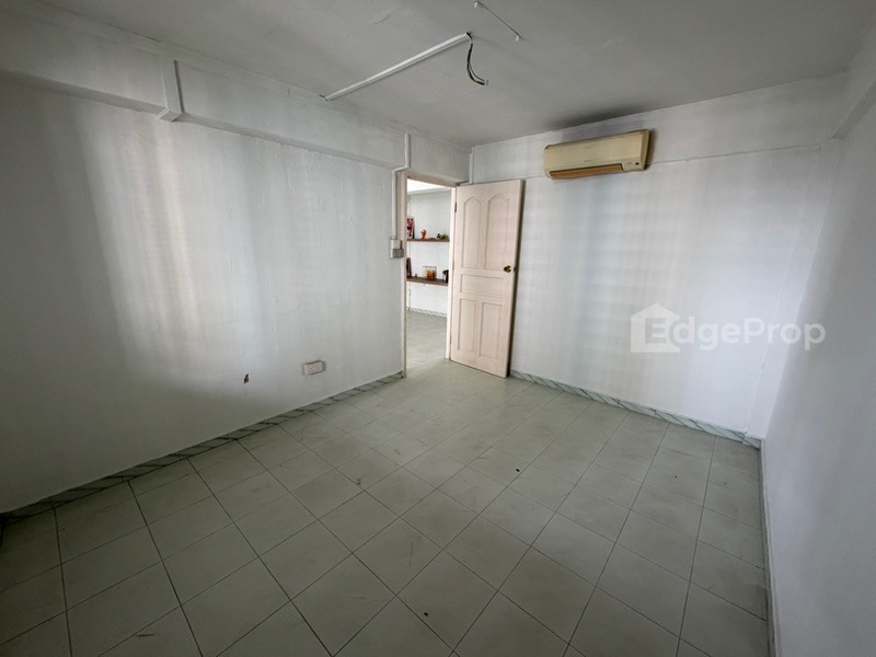 11 UPPER BOON KENG ROAD photo 3