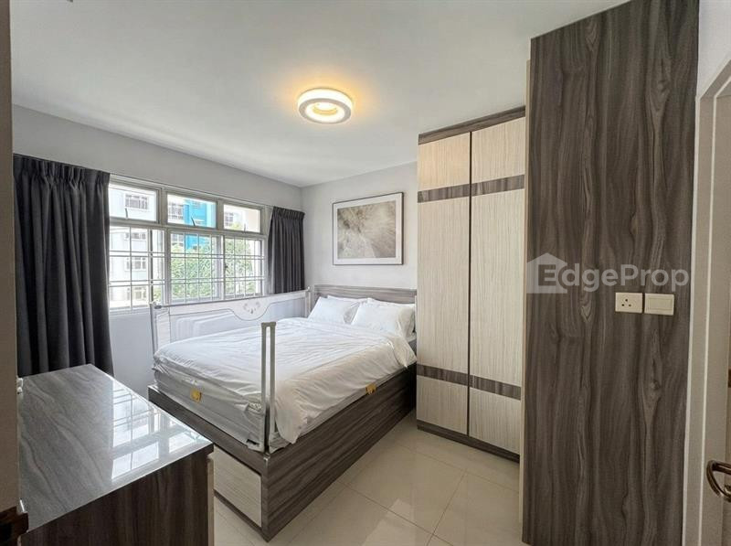 879B TAMPINES AVENUE 8 photo 6