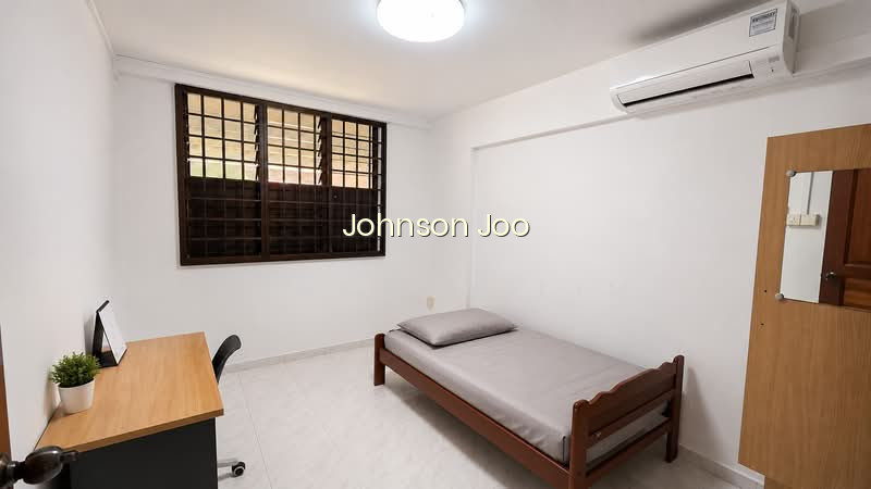323 BUKIT BATOK STREET 33 image 1 of 8