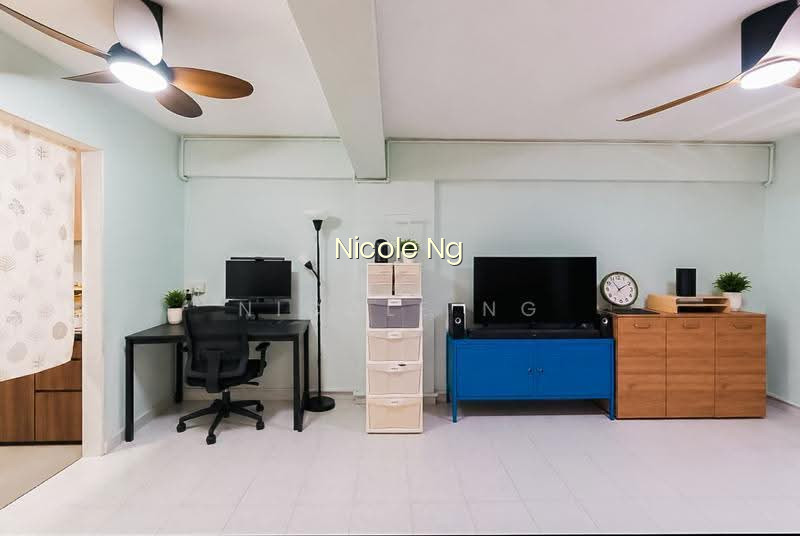 17 MARSILING LANE photo 2