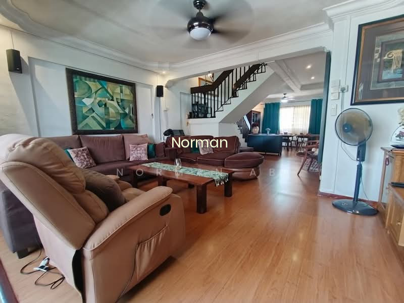 549 JURONG WEST STREET 42 photo 2