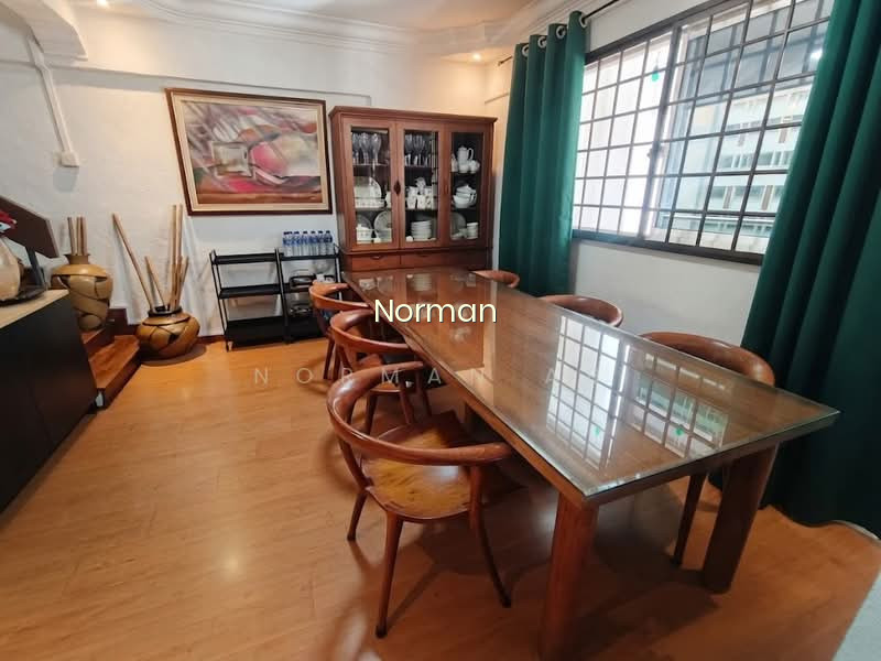 549 JURONG WEST STREET 42 photo 4
