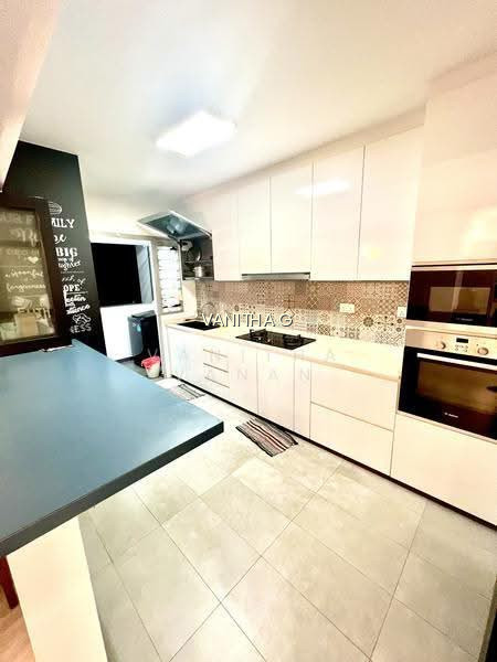 338D ANCHORVALE CRESCENT image 1 of 6