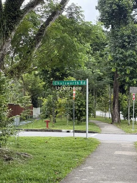 Chatsworth Road image 1 of 3