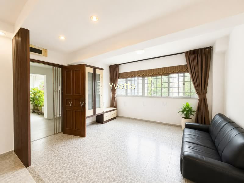114 TAMPINES STREET 11