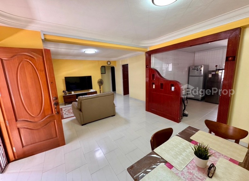 922 JURONG WEST STREET 92 photo 2