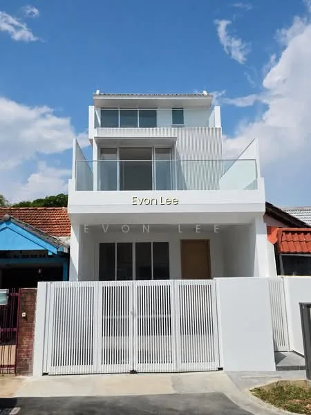 Casuarina Road / Brand New Interterrace / 1KM to Chij St. Nicholas Girls' School image 1 of 10