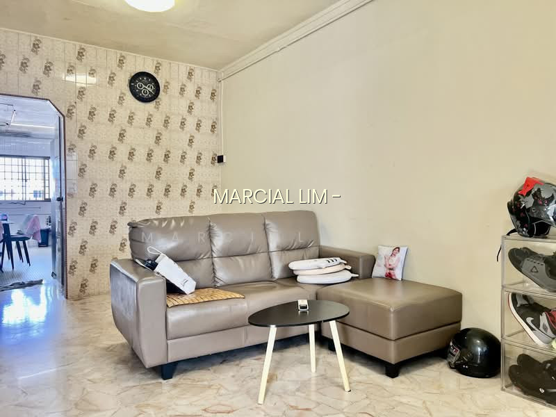 321 HOUGANG AVENUE 5 photo 2