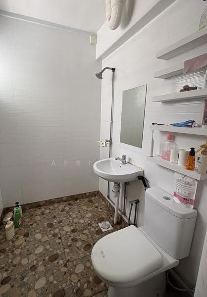 624 HOUGANG AVENUE 8 photo 3