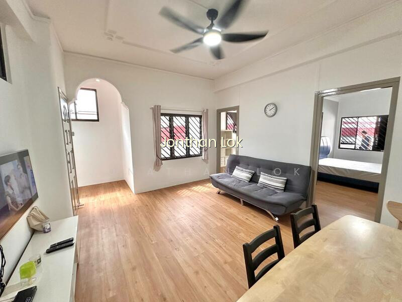 82 Tiong Poh Road photo 3