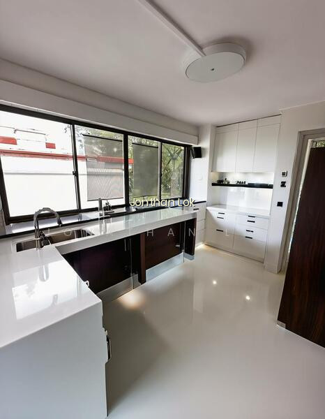 82 Tiong Poh Road photo 5