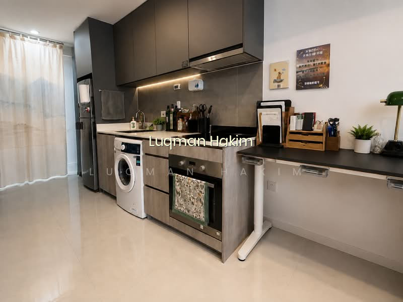 Riverfront Residences photo 3