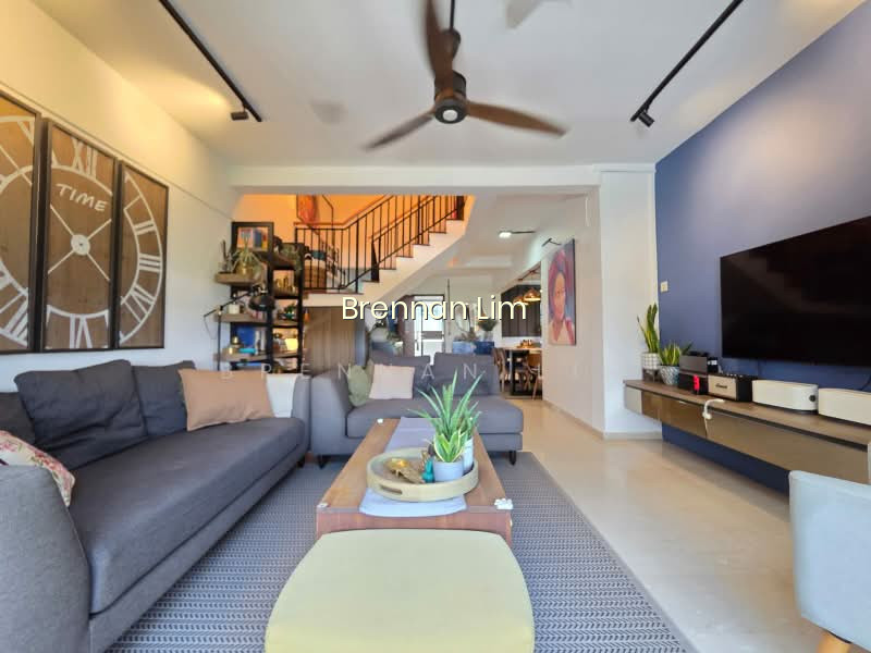 408 JURONG WEST STREET 42 photo 3