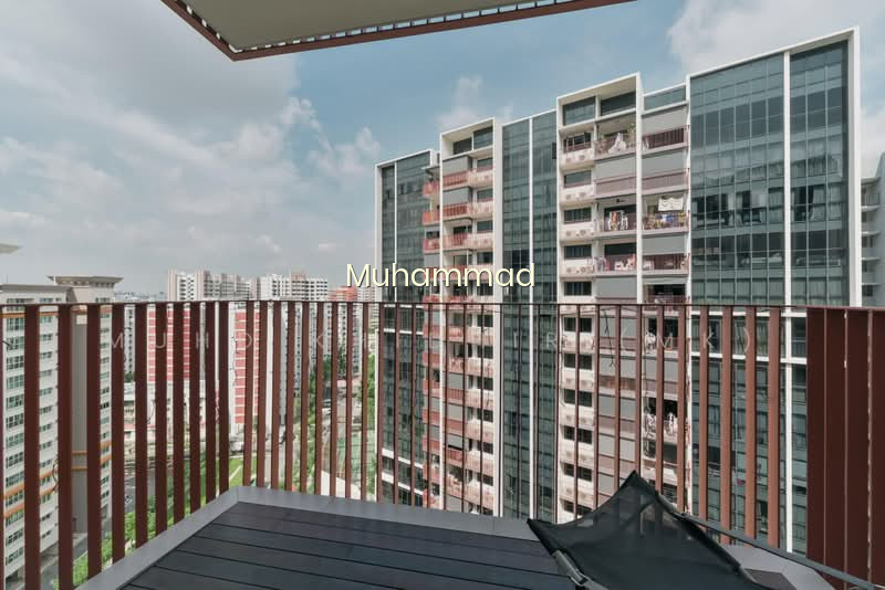 RIVERFRONT RESIDENCES photo 3