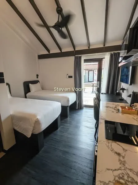 Coliwoo Resort Changi. First Co-Living Resort Chalet image 1 of 10