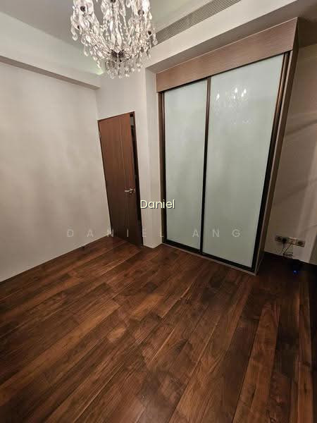 THE ORCHARD RESIDENCES photo 5