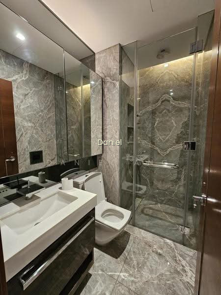 THE ORCHARD RESIDENCES photo 2