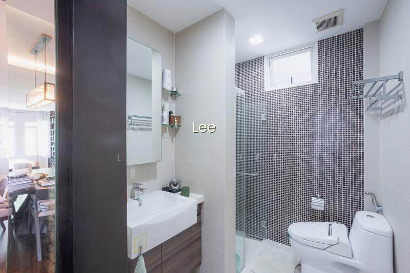 Freehold 5BEDROOM Siglap Large Format Living photo 4