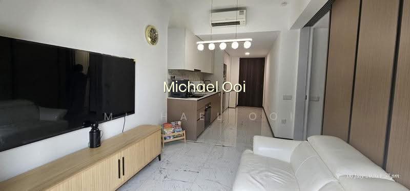 Pasir Ris 8 photo 2