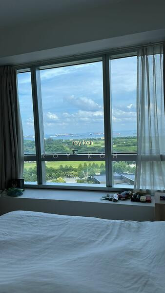 Marina Bay Residences photo 2