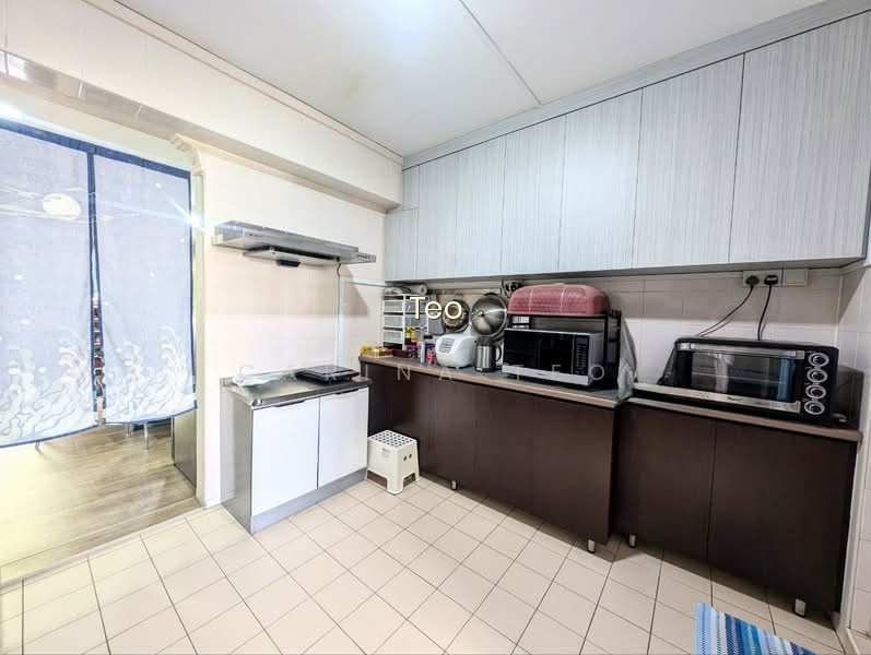 741 WOODLANDS CIRCLE photo 4