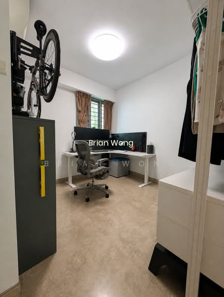 ADAM PARK CONDOMINIUM photo 4