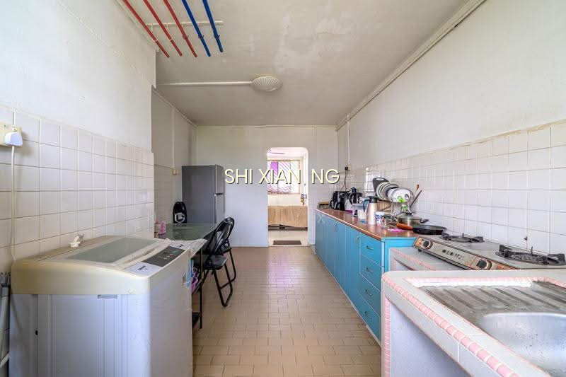 685 HOUGANG STREET 61 photo 5