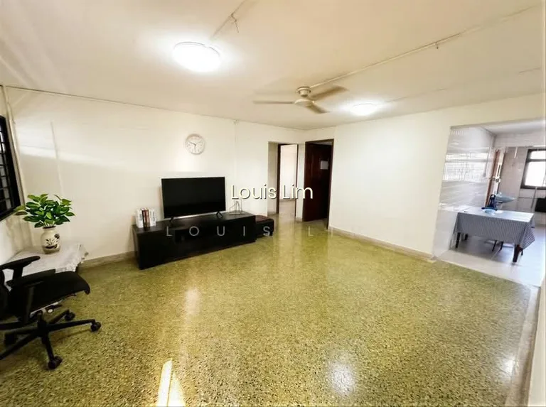 227 Lorong 8 Toa Payoh image 1 of 10